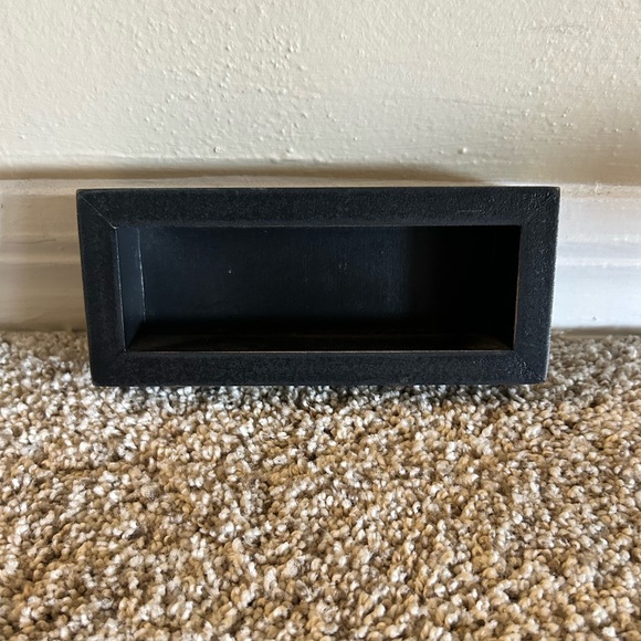 Small Box Sign - Picture 3 of 4